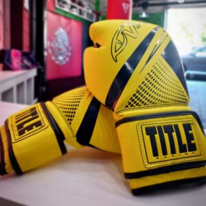 Animo Boxing Maple Ridge Gear Gloves 7